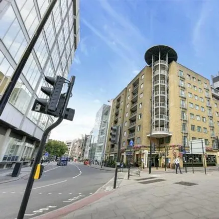 Image 4 - Mansell Street, London, E1 8AP, United Kingdom - Apartment for rent