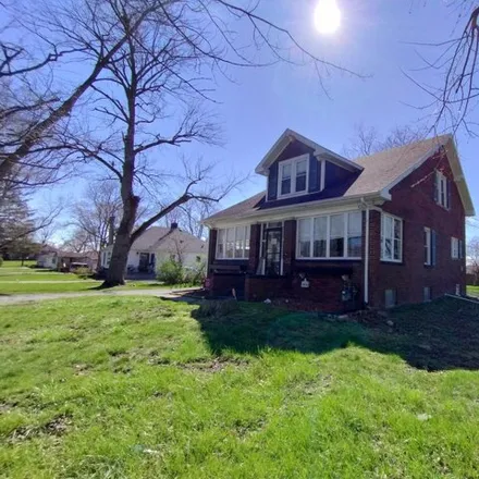 Buy this 4 bed house on 5576 Washington Street in Merrillville, IN 46410