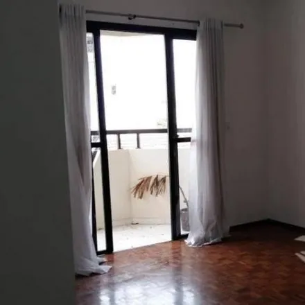 Buy this 2 bed apartment on Rua da Figueira in Centro, Taubaté - SP