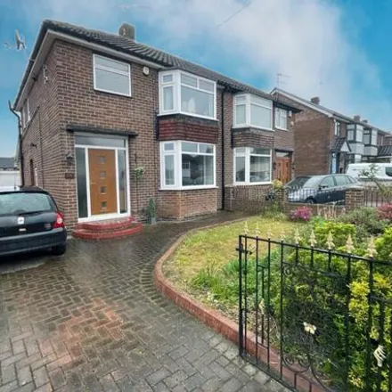 Buy this 3 bed duplex on Old Retford Road in Sheffield, S13 9QY