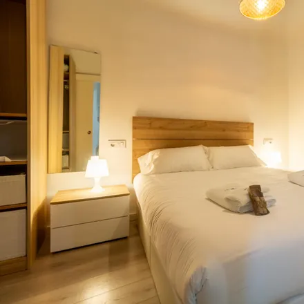 Rent this 2 bed apartment on Festin in Carrer de la Volta dels Jueus, 08001 Barcelona