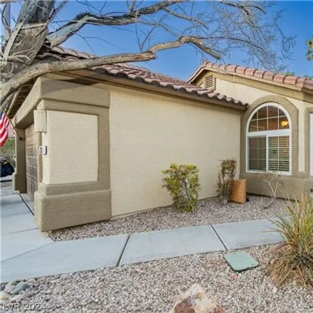 Buy this 3 bed house on 222 Summit Vista Street in Henderson, NV 89052
