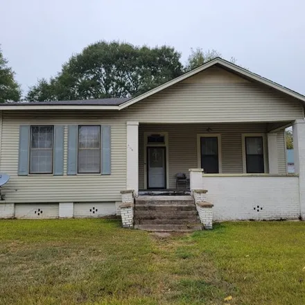 Buy this 3 bed house on 334 West Congress Street in Brookhaven, MS 39601