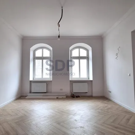 Image 1 - Dawna stacja kolejki wąskotorowej, Plac Stanisława Staszica 4a, 50-221 Wrocław, Poland - Apartment for sale