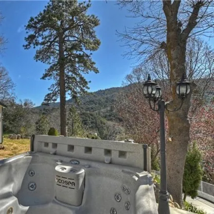 Image 7 - 24757 Edelweiss Drive, Crestline, CA 92325, USA - House for sale