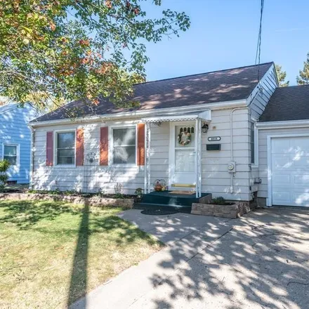 Image 2 - 2401 West Callender Avenue, West Peoria, Peoria County, IL 61604, USA - House for sale