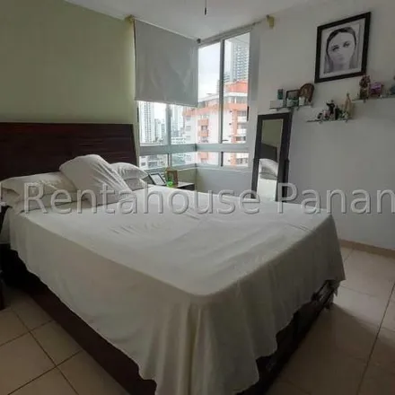 Rent this 2 bed apartment on Restaurante El Pampero in Calle Otilia A., 0816