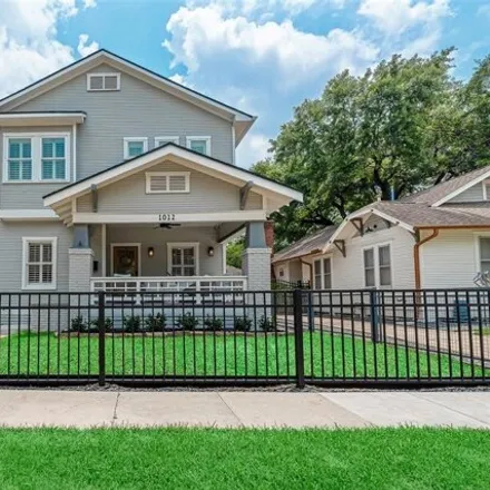 Buy this 5 bed house on 1012 Bayland Ave in Houston, Texas