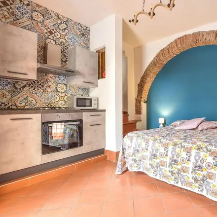 Rent this 2 bed house on Santa Venerina in Via Nino Martoglio, 95010 Santa Venerina CT