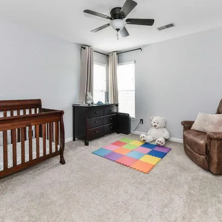 Rent this 4 bed apartment on 359 Preston Drive in Warrenton, VA 20186