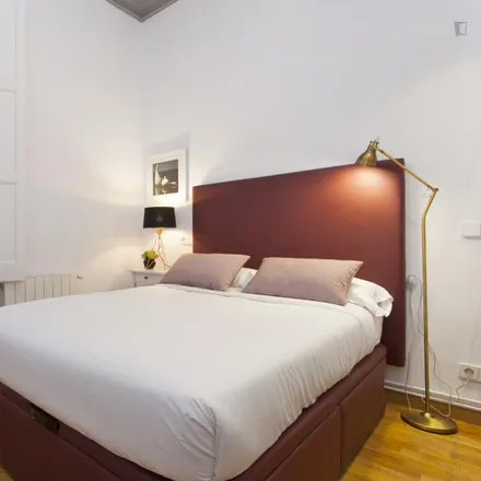 Rent this 3 bed apartment on Carrer de Villarroel in 124, 08001 Barcelona