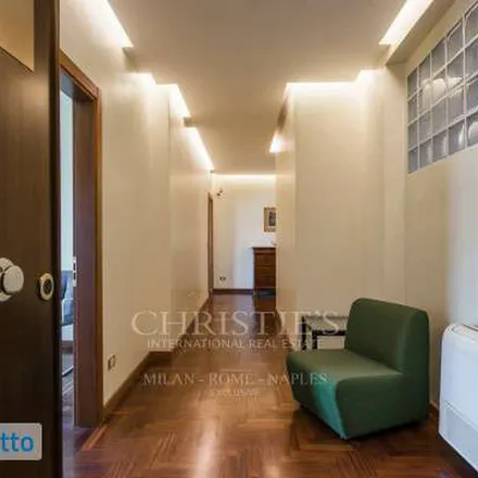 Rent this 6 bed apartment on Lgt Marzio/Porto di Ripetta in Lungotevere Marzio, 00186 Rome RM