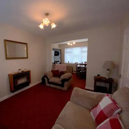 Image 2 - Cotswold Road, Sunderland, SR5 3LG, United Kingdom - Duplex for sale