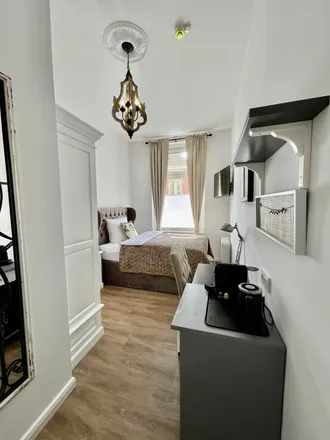 Rent this 1 bed room on Hindenburg in Hauptstraße 357, 53639 Königswinter