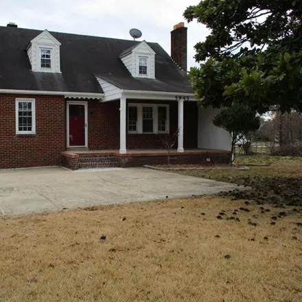 Rent this 5 bed house on 5945 Franconia Road in Alexandria, VA 22310