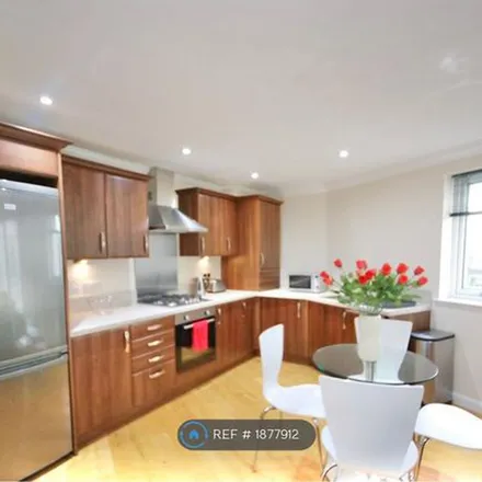 Image 2 - 8 Broomhill Road, Aberdeen City, AB10 6HS, United Kingdom - Apartment for rent