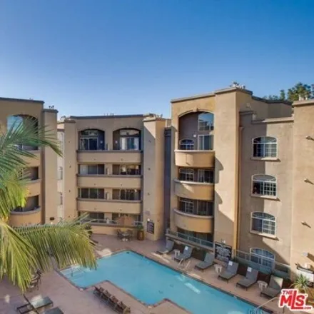 Image 6 - Broadcast Center Apartments, The Grove Drive, Los Angeles, CA 90036, USA - Condo for rent