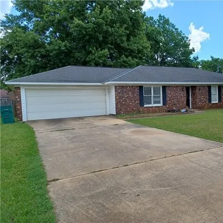 Buy this 3 bed house on 1003 Plantation Road in Tuscaloosa, AL 35405