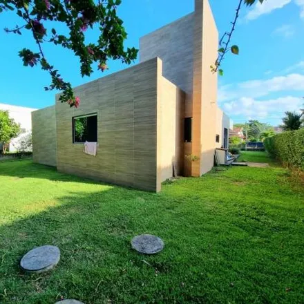 Buy this 3 bed house on Avenida Rortary in Borralho, Camaragibe -