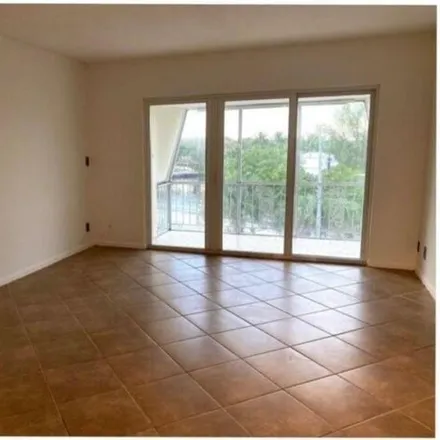 Image 8 - 3012 Northeast 16th Avenue, Coral Woods, Broward County, FL 33334, USA - Condo for rent