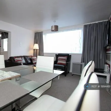 Rent this 3 bed room on Pentland Road / No 140 in Pentland Road, Glasgow