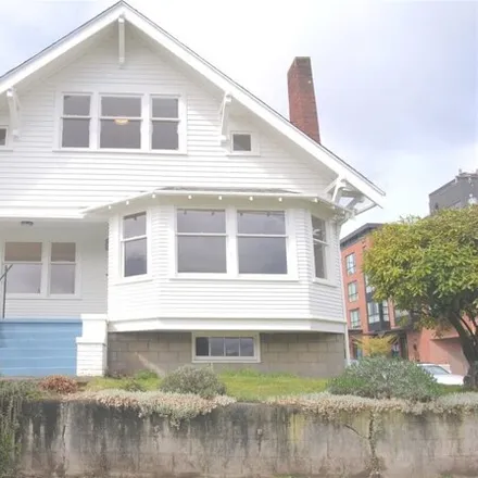 Rent this 4 bed house on 6727 Phinney Avenue North in Seattle, WA 98103