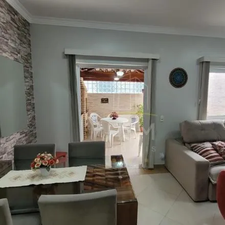 Buy this 3 bed house on Rua Afonso Demarchi in Demarchi, São Bernardo do Campo - SP