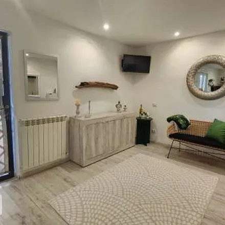 Image 3 - Via del Bivio del Mandrione, 00176 Rome RM, Italy - Apartment for rent