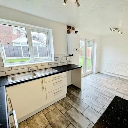 Image 7 - Billberry Close, Whitefield, M45 8BL, United Kingdom - House for rent
