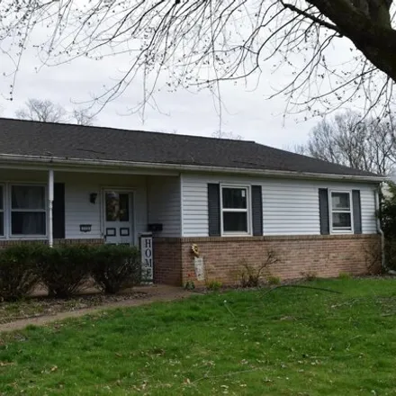 Rent this 3 bed house on 769 Hamilton Avenue in Kohlertown, Upper Allen Township