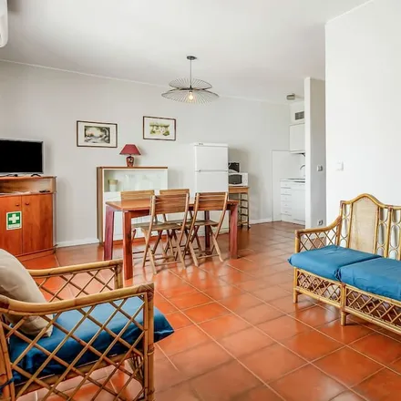 Image 4 - 8125-489 Distrito de Évora, Portugal - Apartment for rent