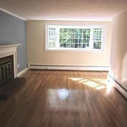 Image 7 - 7 Charles Street, North Reading, MA 01864, USA - Apartment for rent