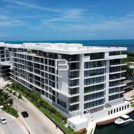 Rent this 3 bed apartment on Green Motion Car Rental in MEX 180, 77514 Cancún