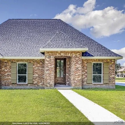 Buy this 3 bed house on 298 Grand Lakes Drive in Lafourche Parish, LA 70301