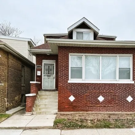 Image 1 - 8208 South Kenwood Avenue, Chicago, IL 60619, USA - House for sale