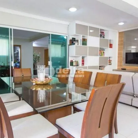 Buy this 3 bed apartment on Supermercado D'Ville in Avenida Princesa Isabel, Tabajaras