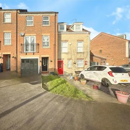 Buy this 4 bed townhouse on Gordon Street in Ardsley, S70 3PX