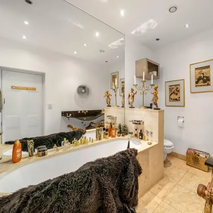 Rent this 3 bed apartment on 8 Bramham Gardens in London, SW5 0HE