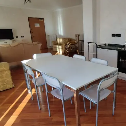 Rent this 3 bed apartment on 20045 Lainate MI