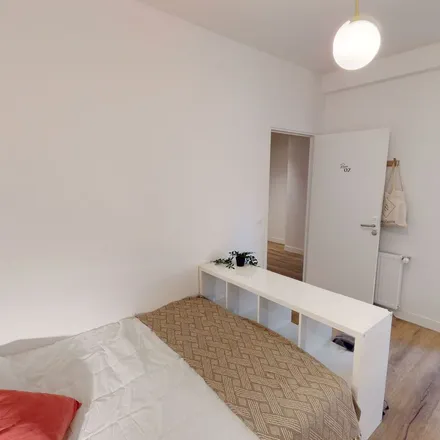Rent this 1 bed apartment on Résidence seniors Nohée in Avenue Sainte-Anne, 92600 Asnières-sur-Seine