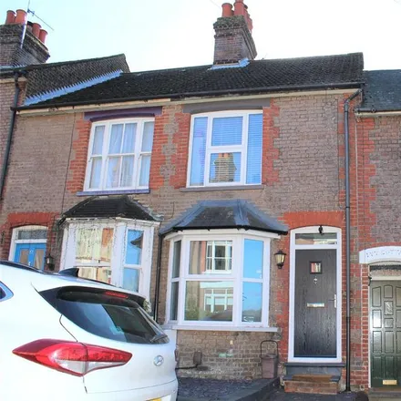 Rent this 2 bed townhouse on 6 Gladstone Road in Chesham, HP5 3AA