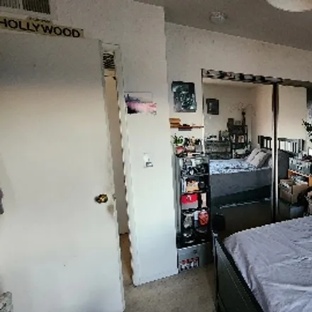 Image 3 - 2008 Balmer Drive, Los Angeles, CA 90039, USA - Room for rent