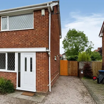 Rent this 2 bed duplex on Dale End Close in Hinckley, LE10 0PD