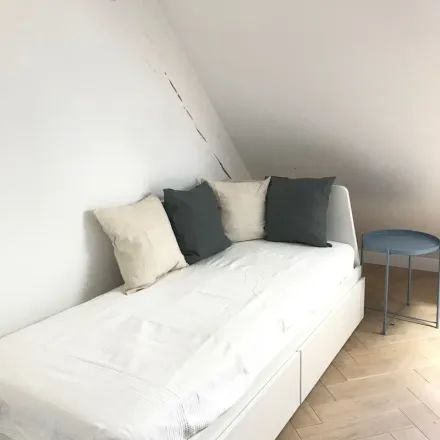 Rent this 1 bed apartment on 7 Rue du Mont Thabor in 75001 Paris, France