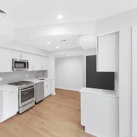 Buy this 1 bed condo on 23-23 30th Avenue in New York, NY 11102