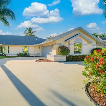 Rent this 4 bed house on 13544 Northumberland Cir in Wellington, Florida