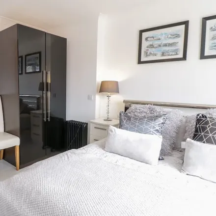 Rent this 1 bed duplex on Llanbadrig in LL67 0HY, United Kingdom