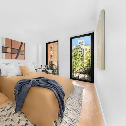 Image 6 - 650 East 6th Street, New York, NY 10009, USA - Condo for sale