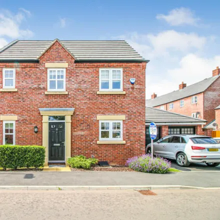 Buy this 3 bed duplex on Faulkner Crescent in Lytham St Annes, FY8 3FJ