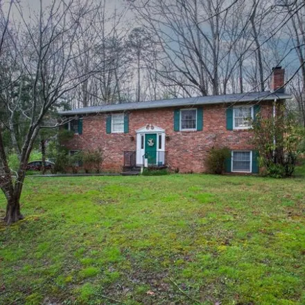 Buy this 4 bed house on 35 Montclair Rd in Oak Ridge, Tennessee
